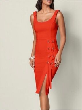 VENUS Red Lace-Up Sheath Dress